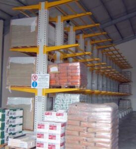 scaffali edili