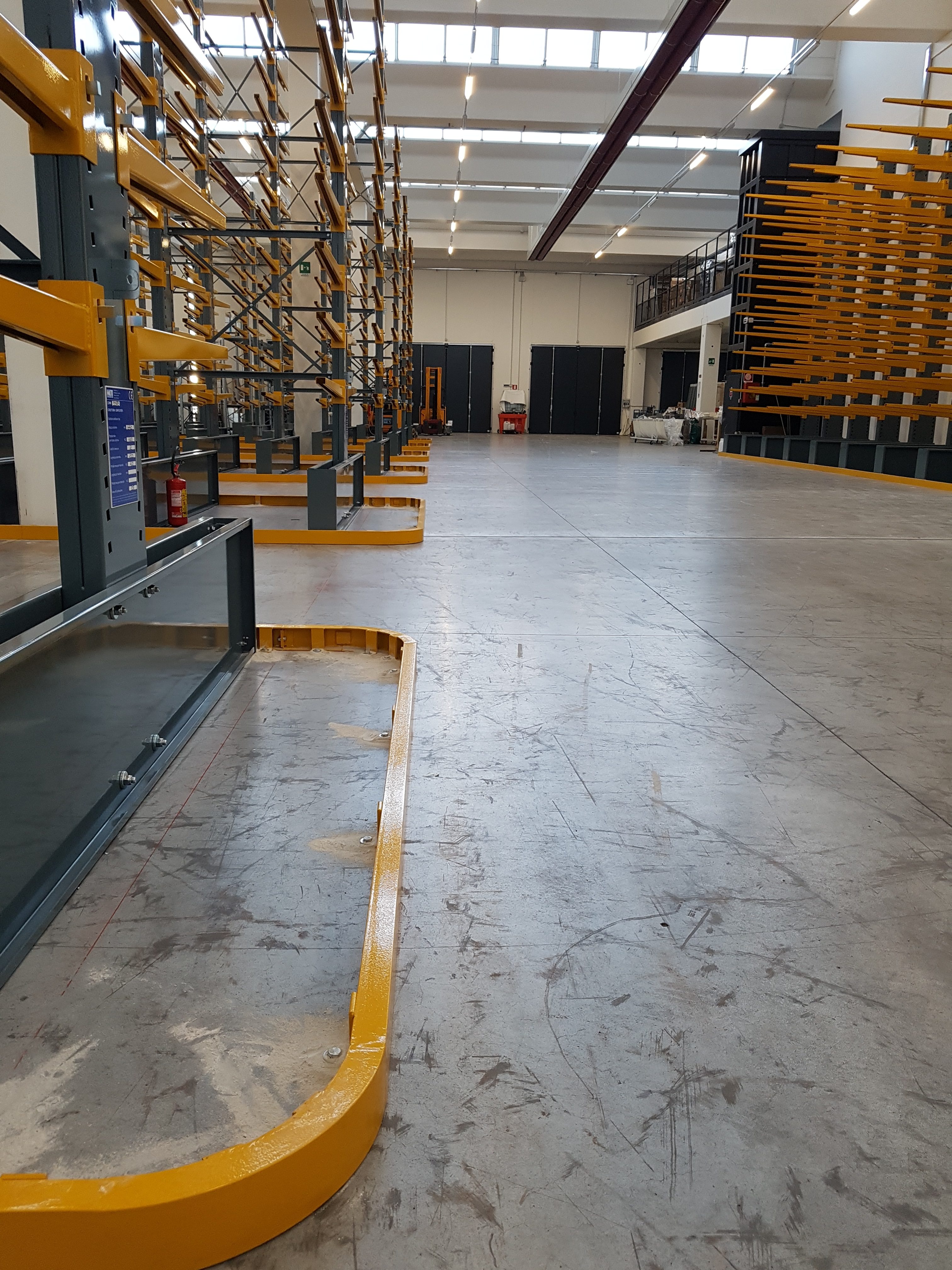 Cantilever con Guide di contrasto