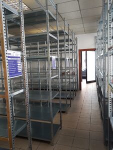 Scaffale per archivio Padova