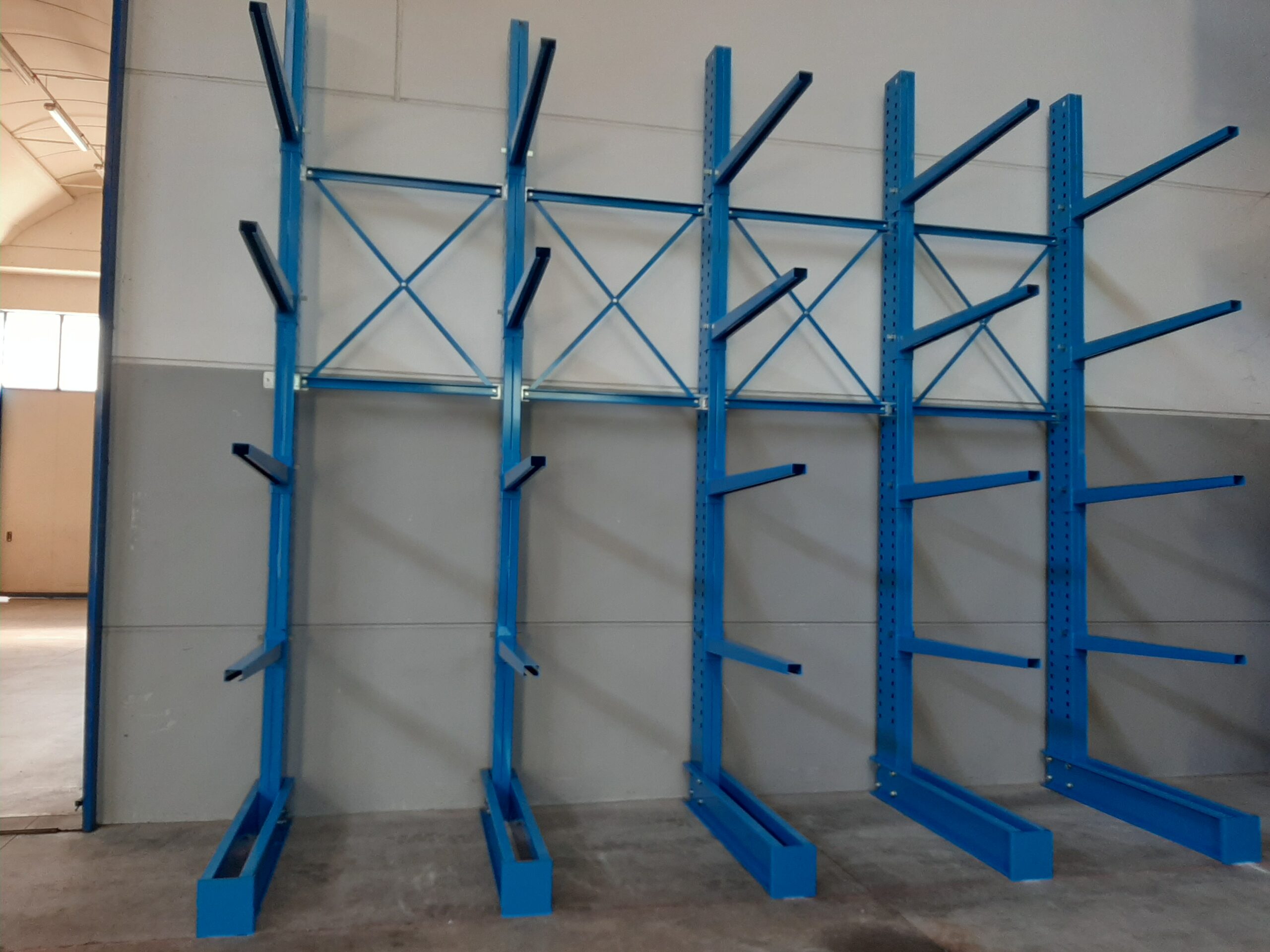 Scaffalatura Cantilever Monofronte