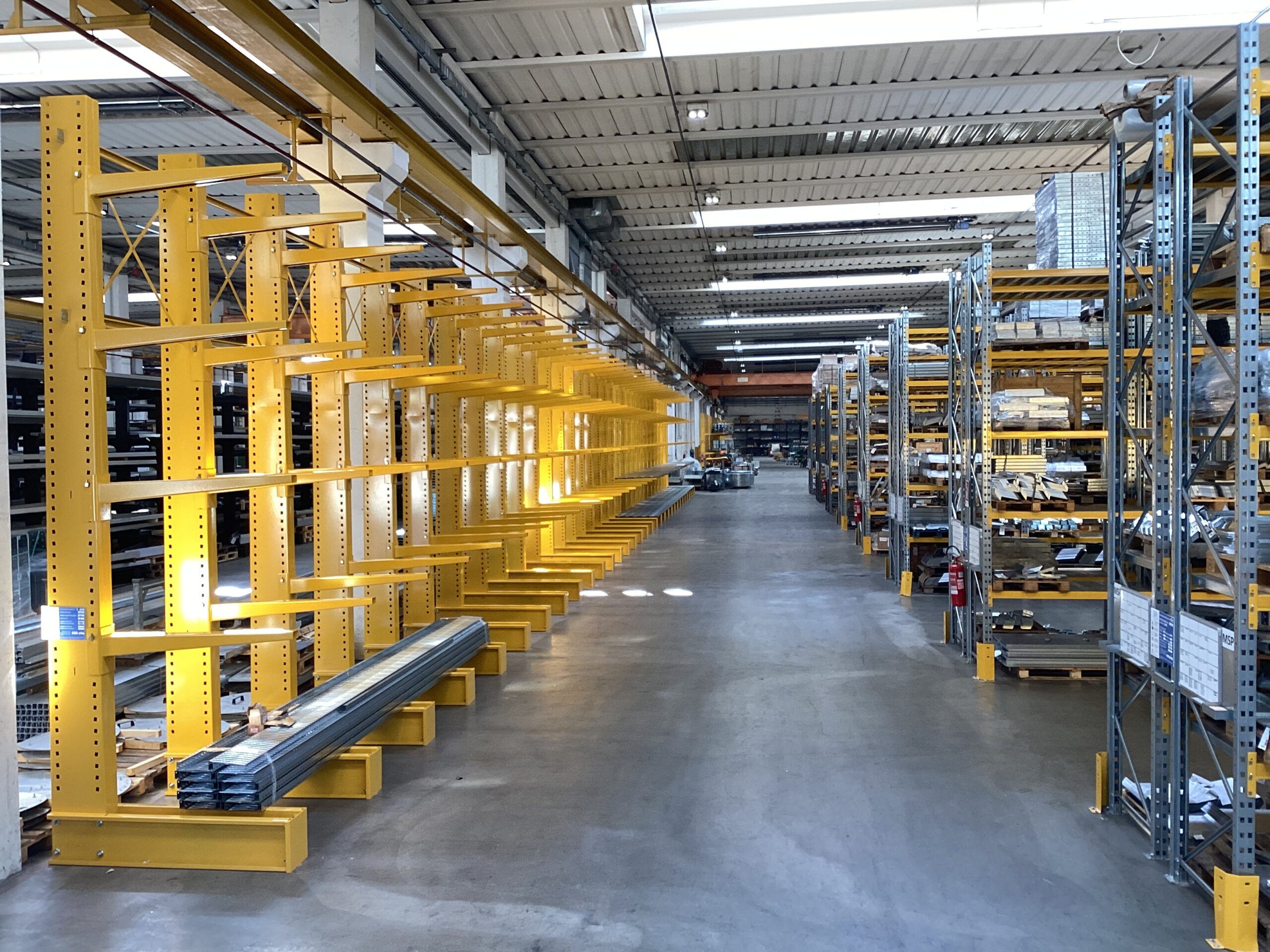 Scaffalature Cantilever e Portapallets